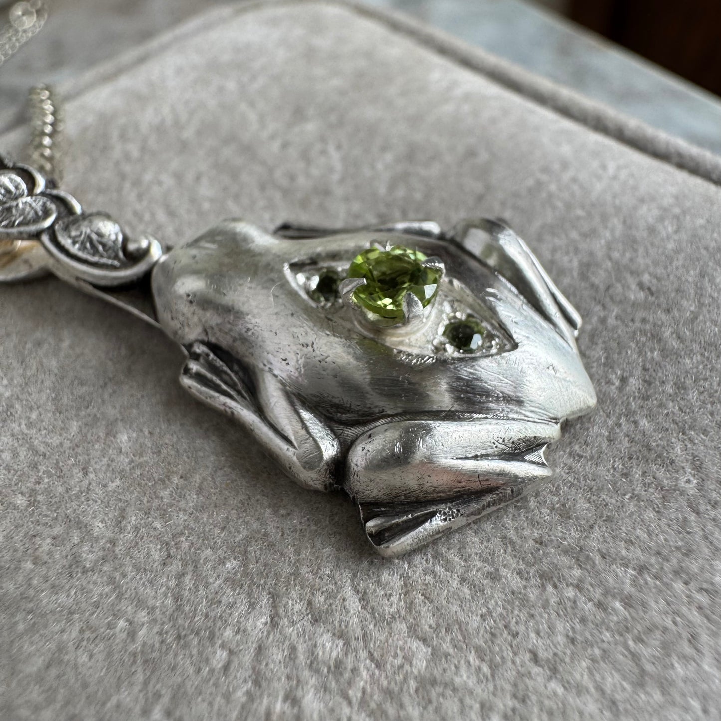 Art Nouveau botanical Frog artisan Peridot necklace