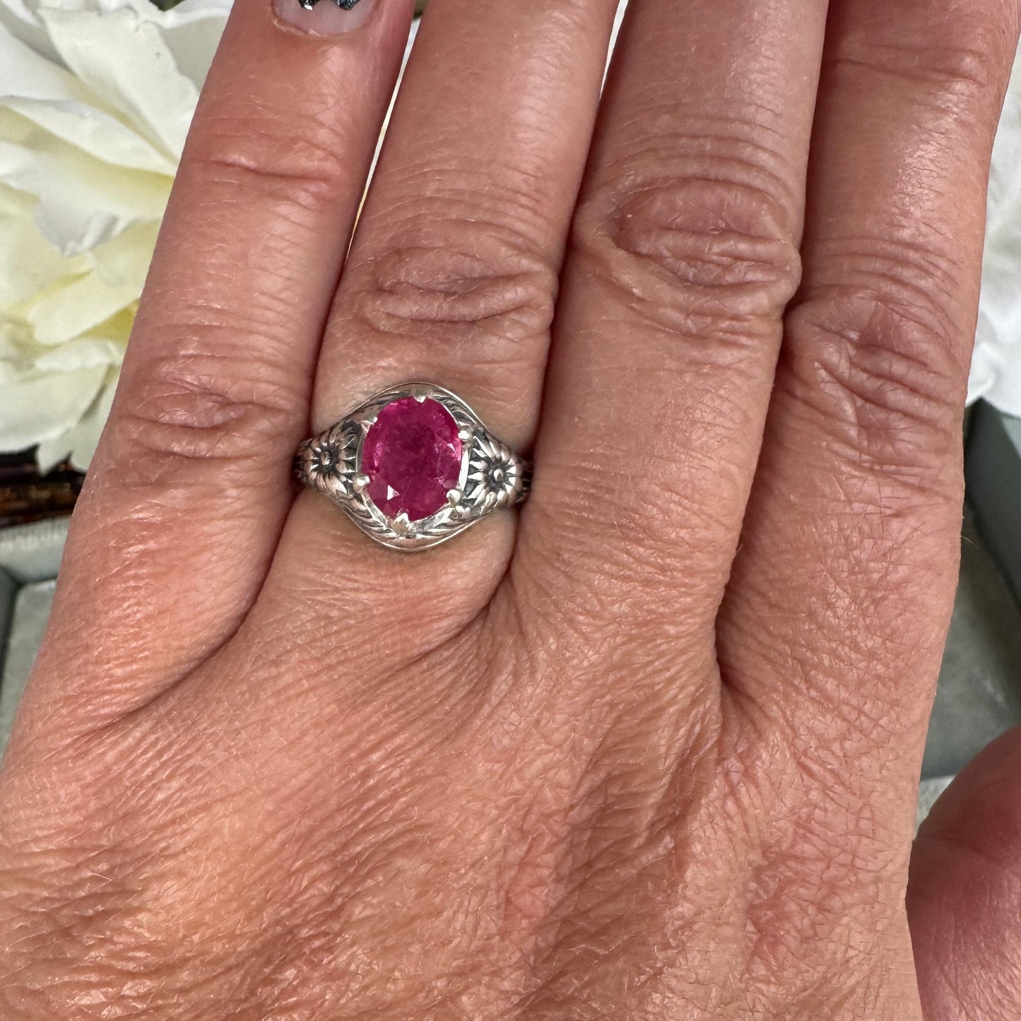 Wildflower botanical 1.5 carat Pink Sapphire handmade ring in Sterling Silver SIZE 7