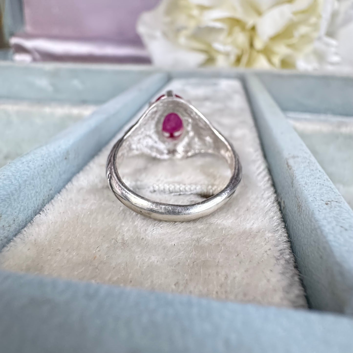 Wildflower botanical 1.5 carat Pink Sapphire handmade ring in Sterling Silver SIZE 7