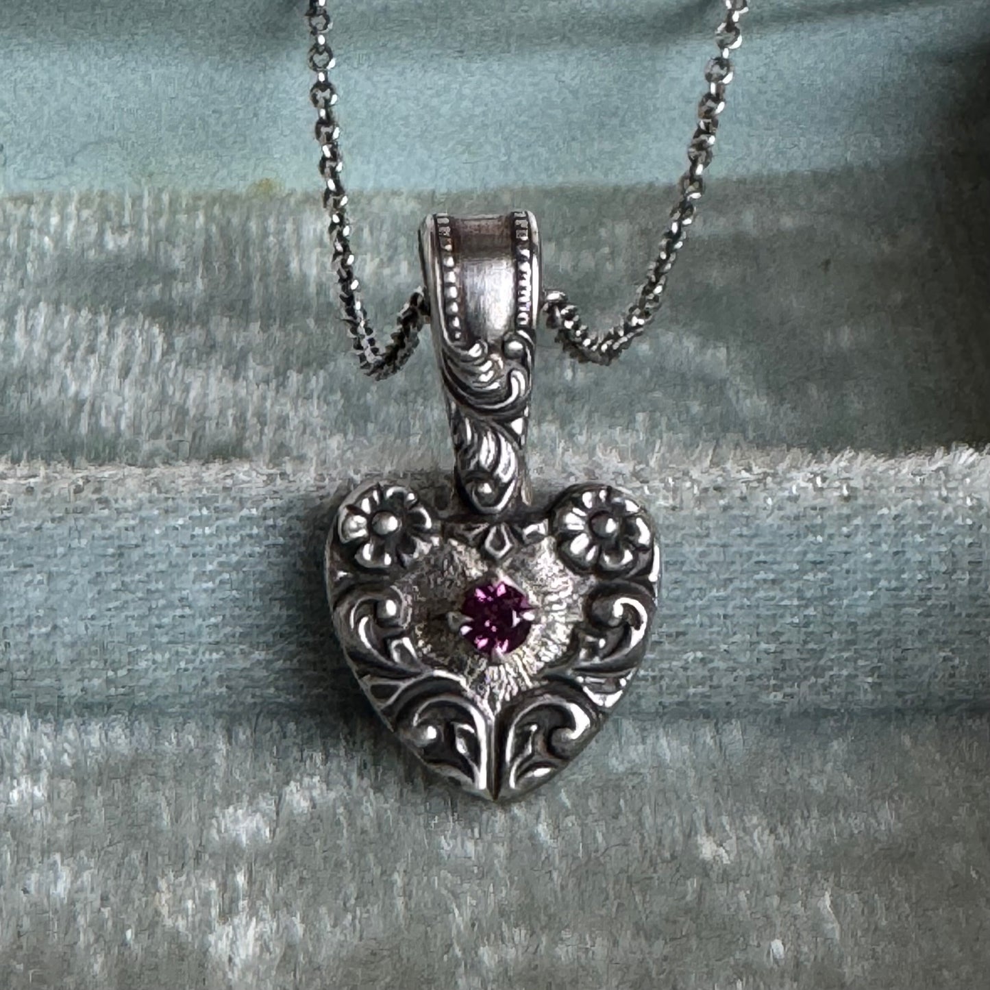 Victorian Gothic artisan Garnet heart necklace in Sterling Silver