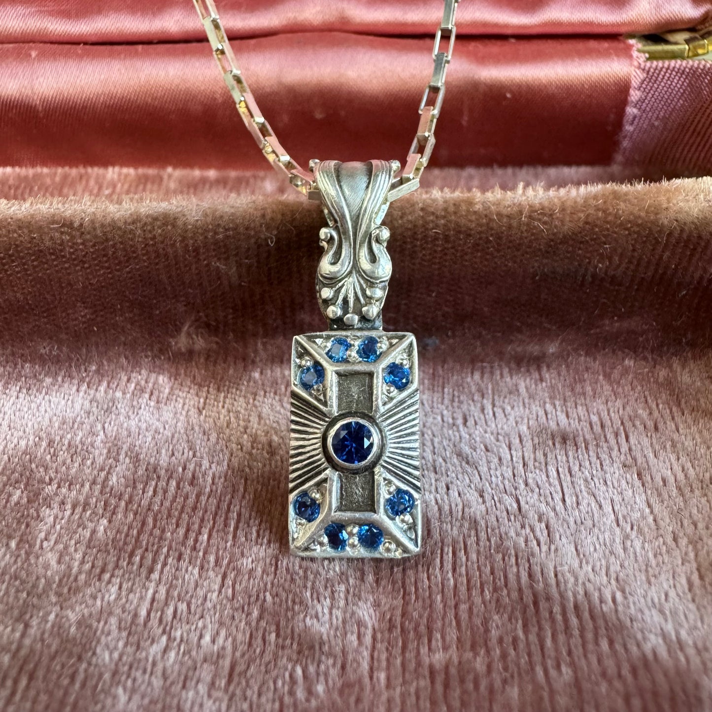 Art Deco blue Sapphire and Spinel handmade necklace in Sterling Silver