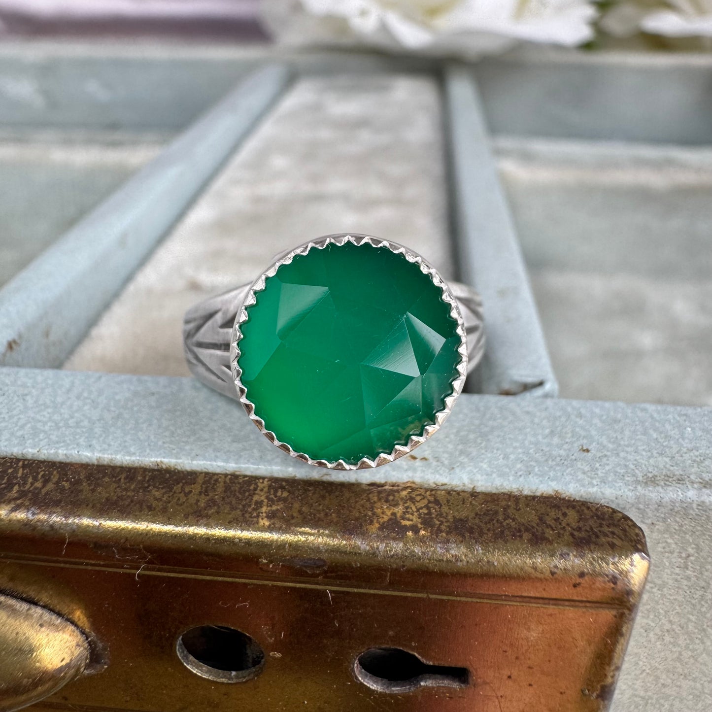 Art Deco Emerald Green Onyx artisan cocktail ring in Sterling Silver SIZE 8
