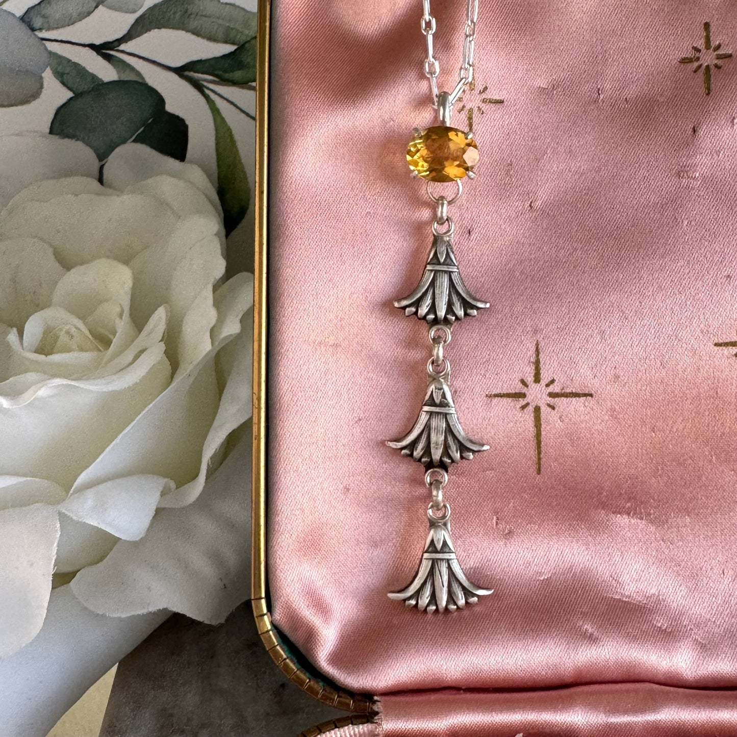 Art Deco Egyptian revival artisan 2.5ct Citrine Papyrus flower necklace in Sterling Silver