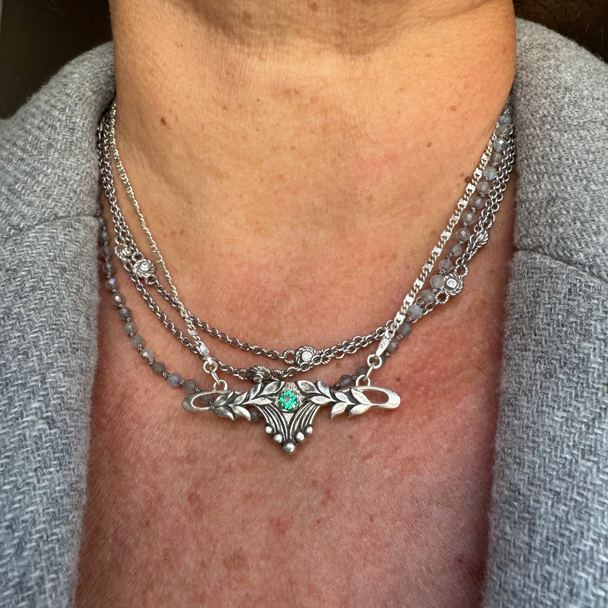 Art Nouveau leaf filagree Emerald artisan collar necklace in Sterling Silver