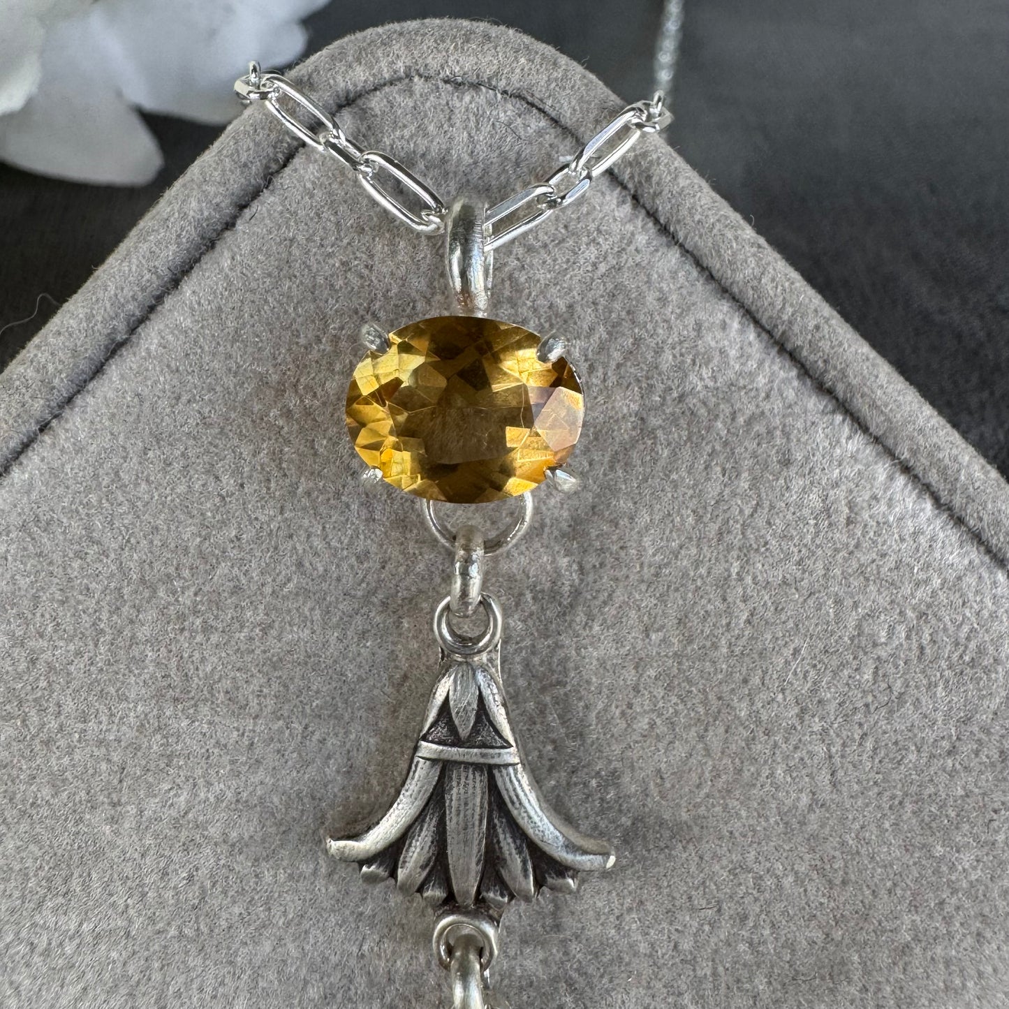 Art Deco Egyptian revival artisan 2.5ct Citrine Papyrus flower necklace in Sterling Silver
