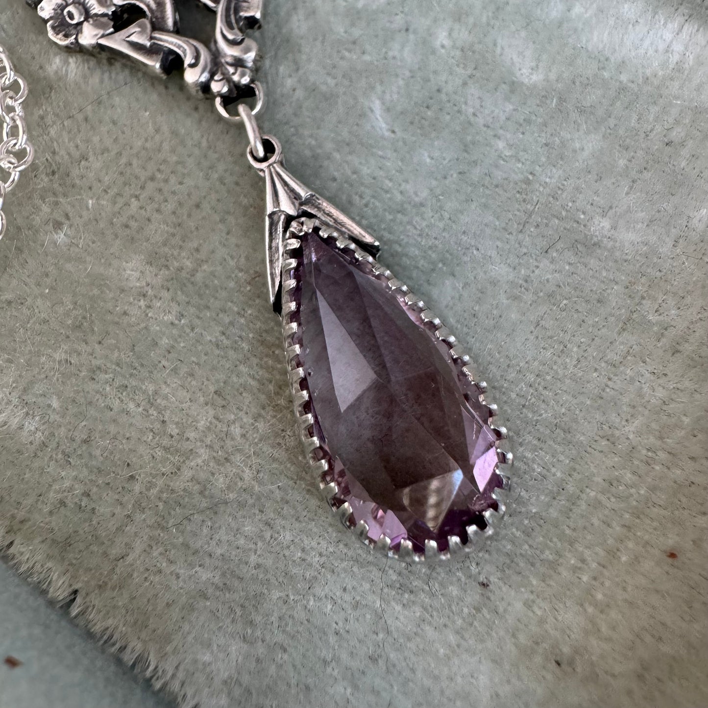 Art Deco botanical Amethyst artisan lariat necklace in Sterling Silver