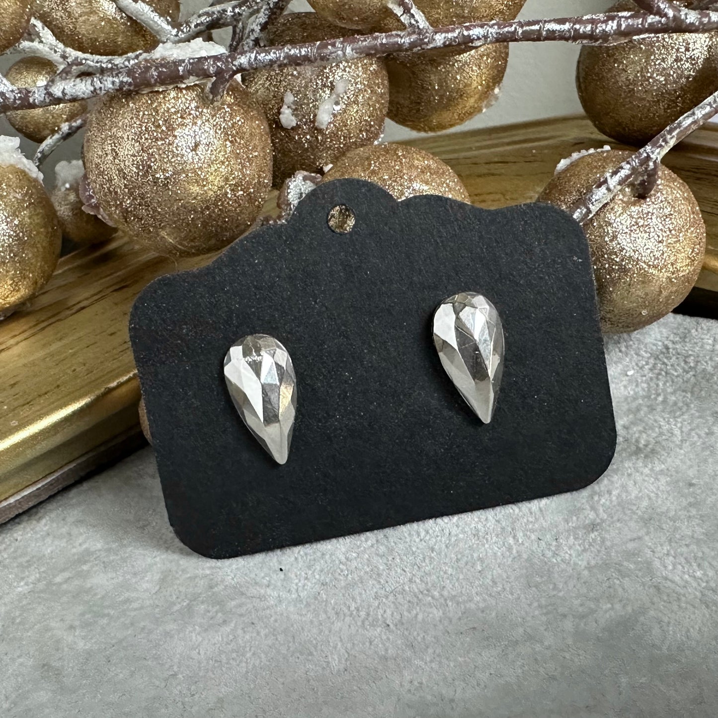 Diamond cut Claw artisan Sterling Silver stud earrings