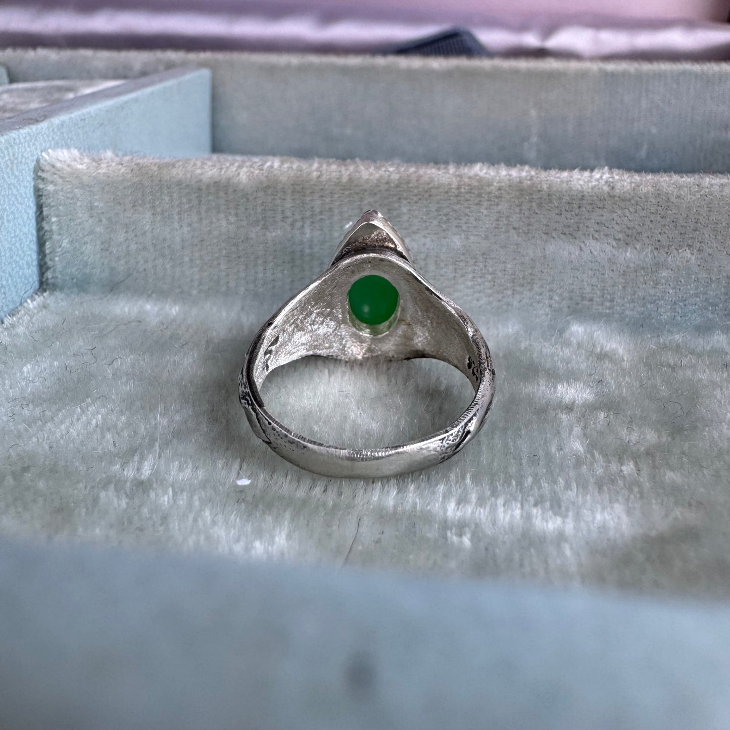 Vintage botanical style pear shaped  Chrysoprase gemstone handmade Sterling Silver ring SIZE 7.5