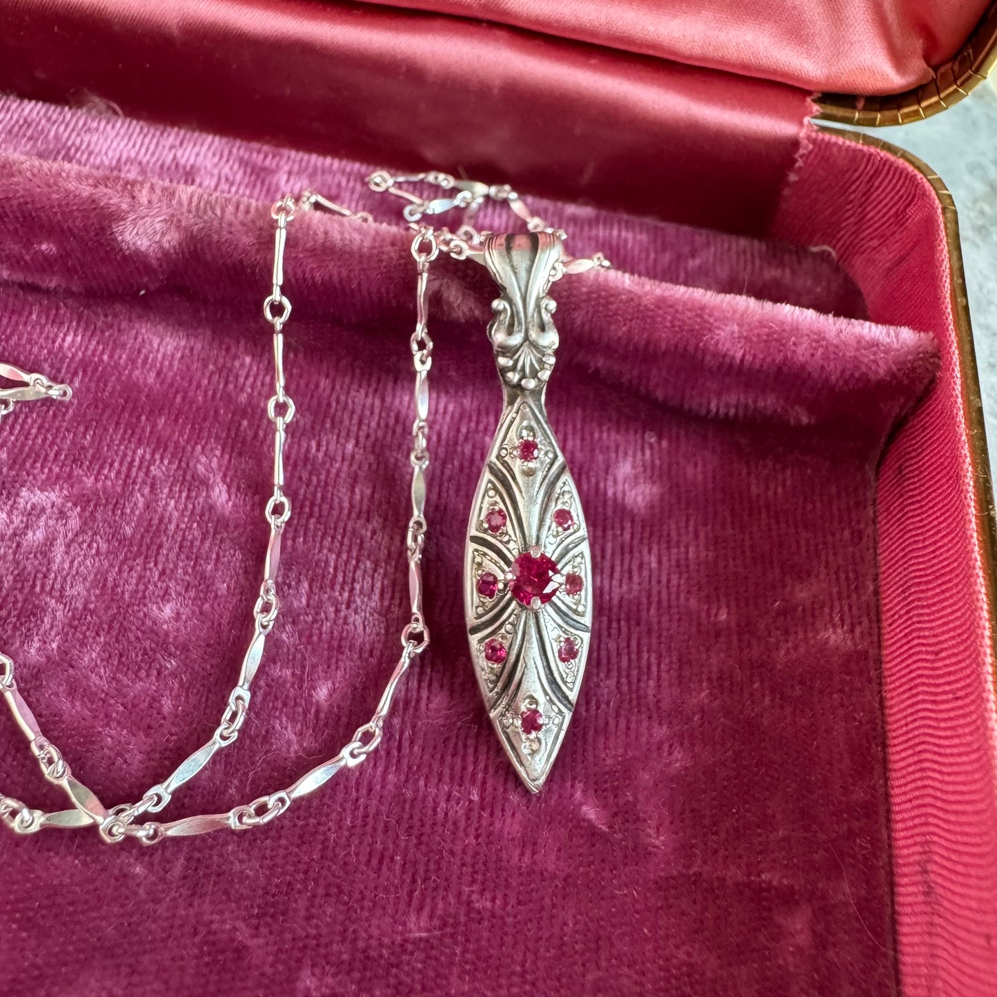 Victorian Marquis artisan Ruby necklace in Sterling Silver