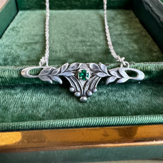 Art Nouveau leaf filagree Emerald artisan collar necklace in Sterling Silver