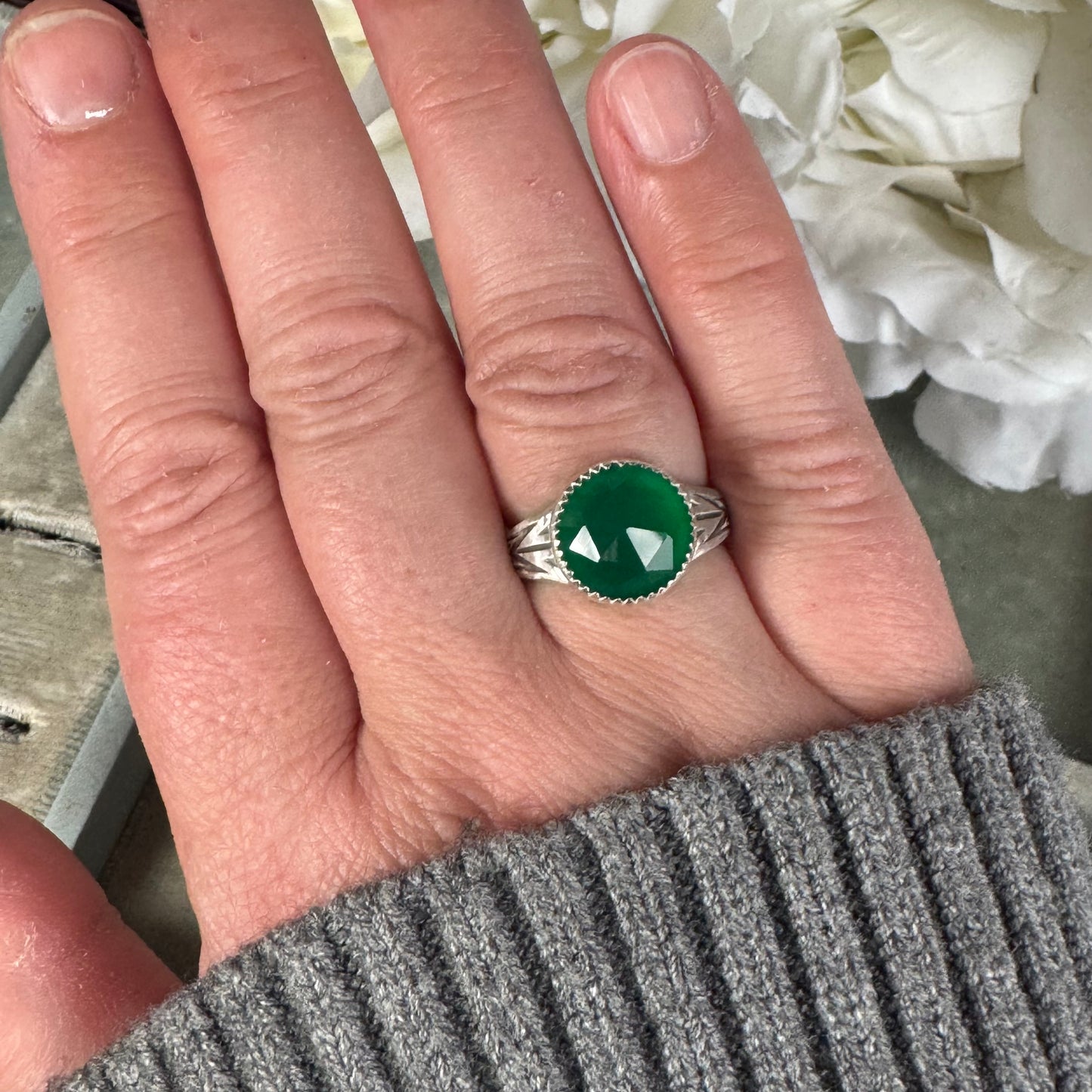 Art Deco Emerald Green Onyx artisan cocktail ring in Sterling Silver SIZE 8