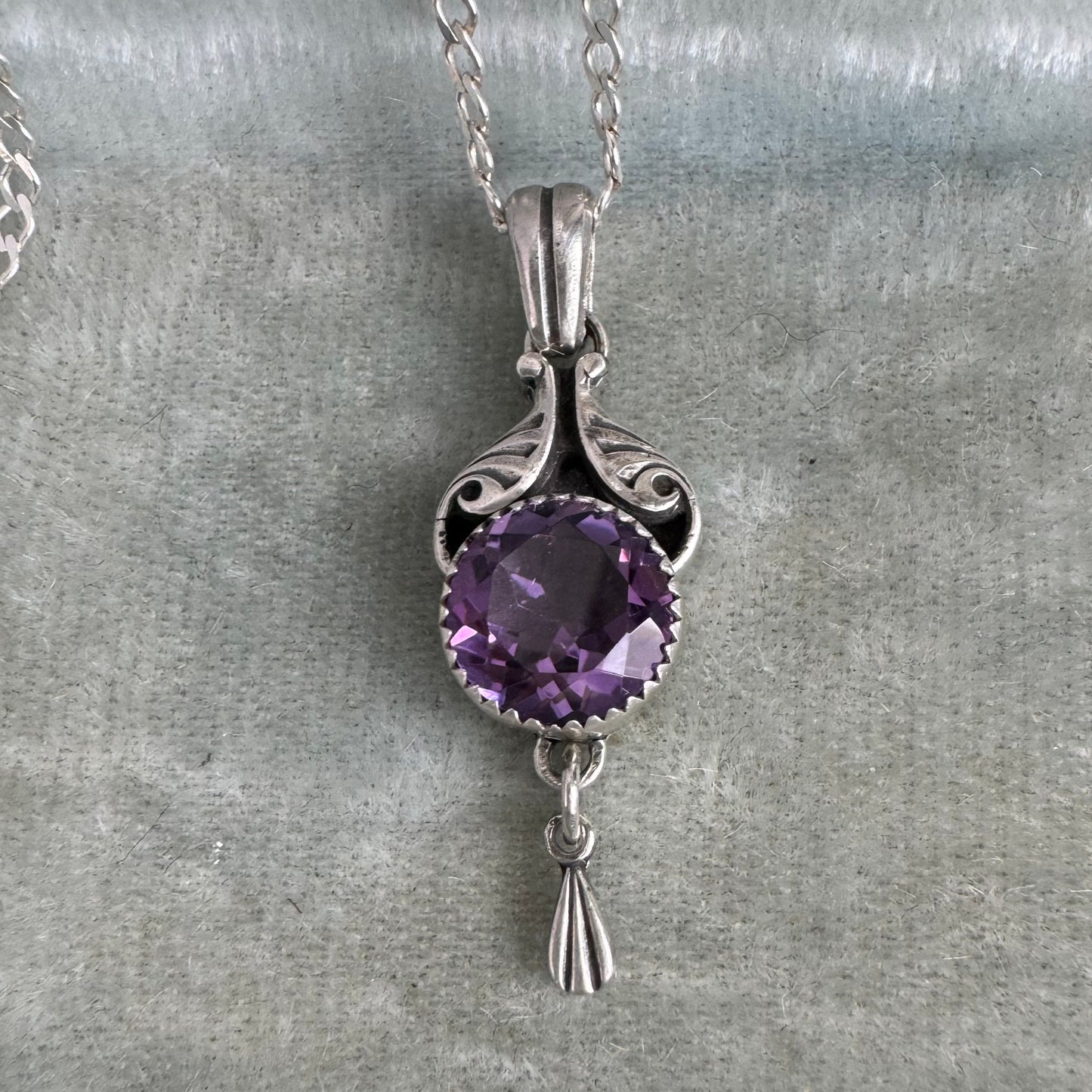 Art Deco 3.8 carat lavender Amethyst pedant drop necklace handmade in Sterling Silver