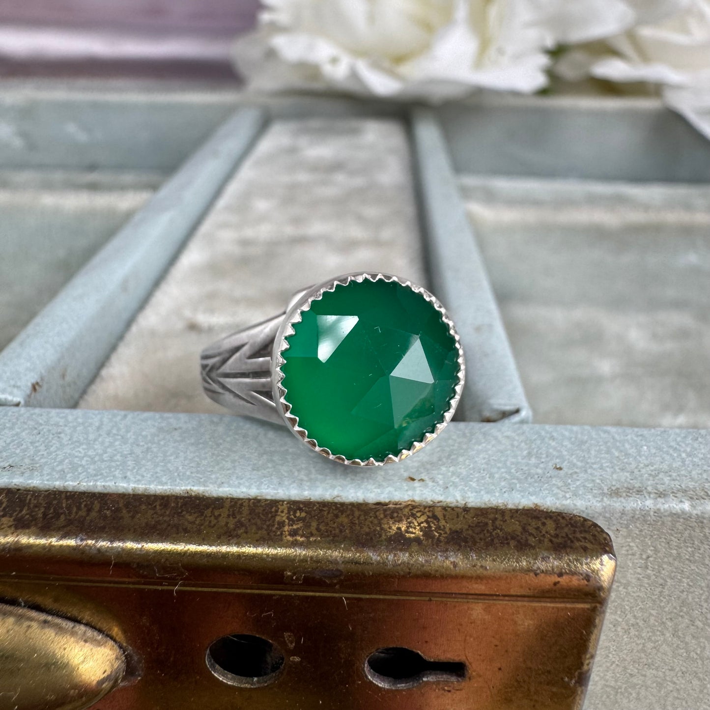 Art Deco Emerald Green Onyx artisan cocktail ring in Sterling Silver SIZE 8