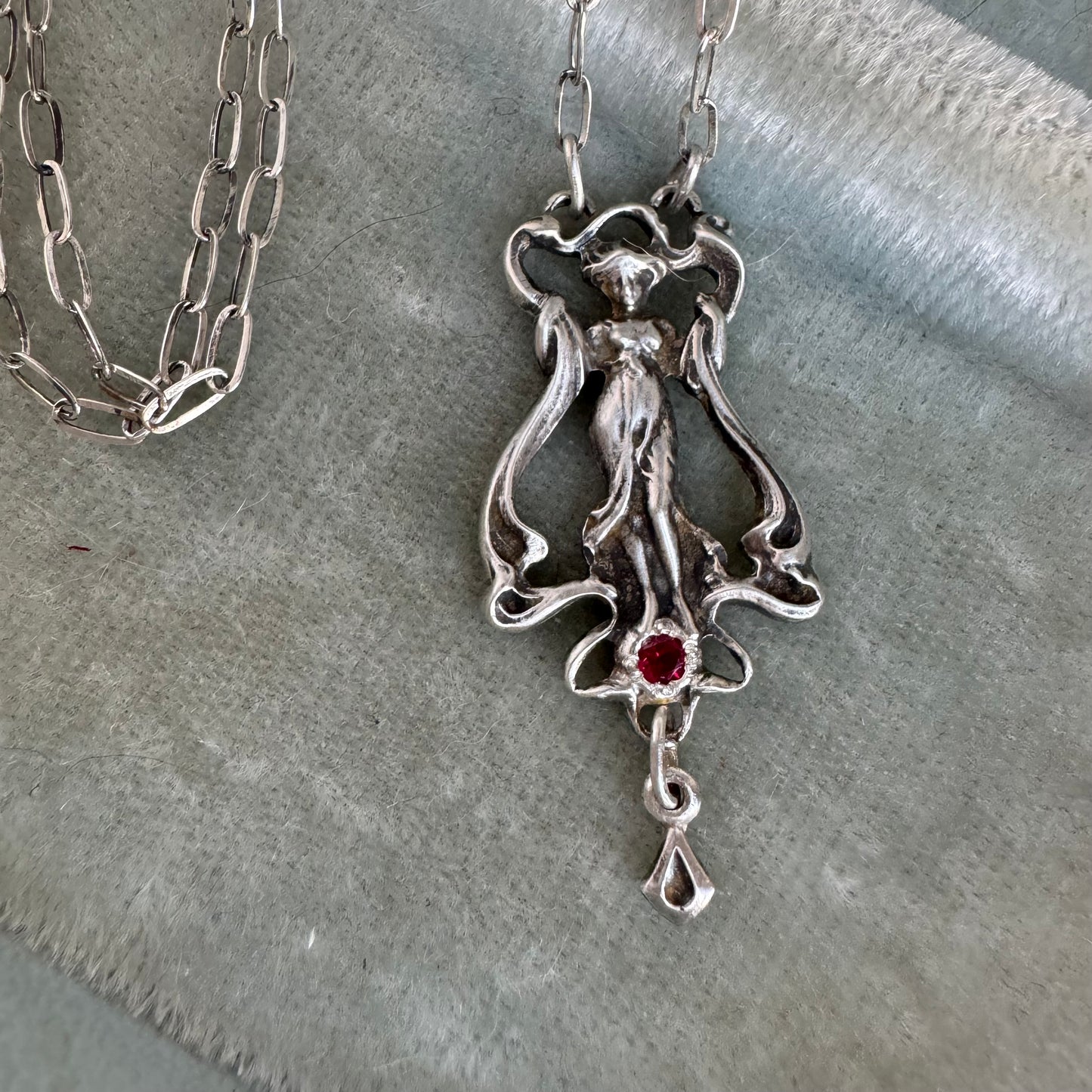 Art Nouveau Aphrodite artisan ruby lariat necklace in Sterling Silver