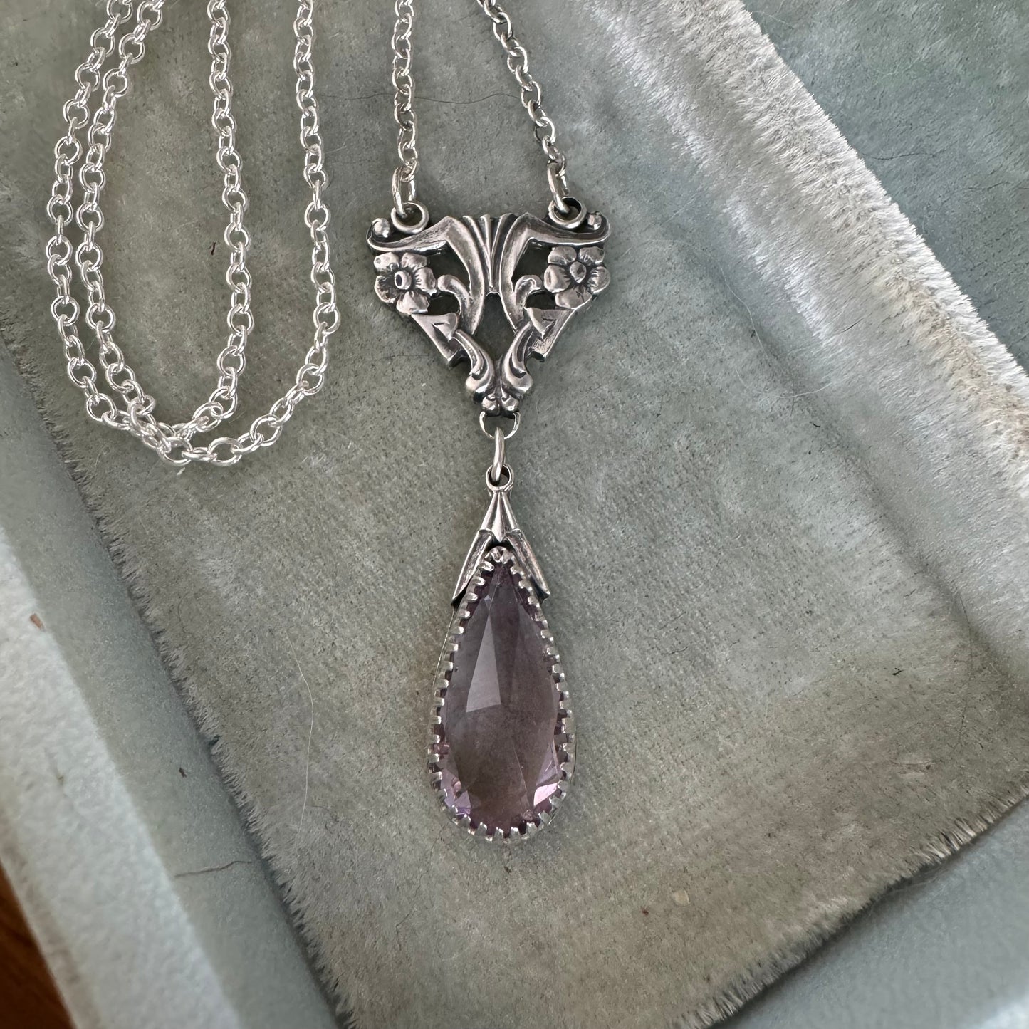 Art Deco botanical Amethyst artisan lariat necklace in Sterling Silver