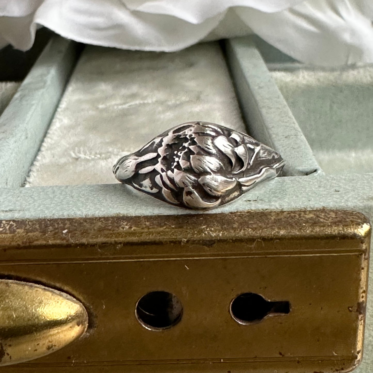 Botanical Vintage Waterlily handmade ring in Sterling Silver