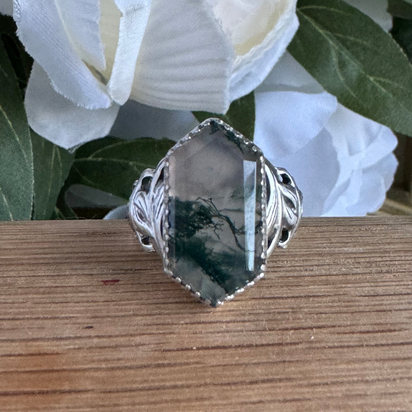 Moss Agate Art Nouveau botanical leaf artisan ring in Sterling Silver