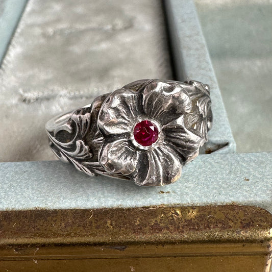 Artisan vintage wildflower botanical Ruby cocktail ring in Sterling silver SIZE 10